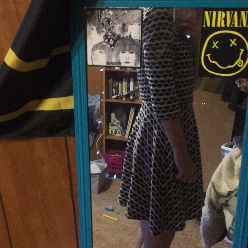 Modest black and white skater dress - Picture 2 of 5
